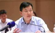 财讯：金价跌入“2”时代 “黄金周”里黄金俏