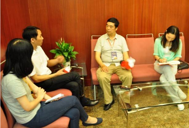 财讯：政策助推汽车市场回暖　稳花费“先锋”作用显现